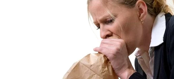 Τα 20 συπτώματα της κρίσης πανικού και οι 6 τρόποι για την αντιμετώπισή της